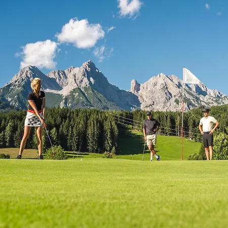 In Saalfelden Near Slopes, Cleaning Included * Lahntal